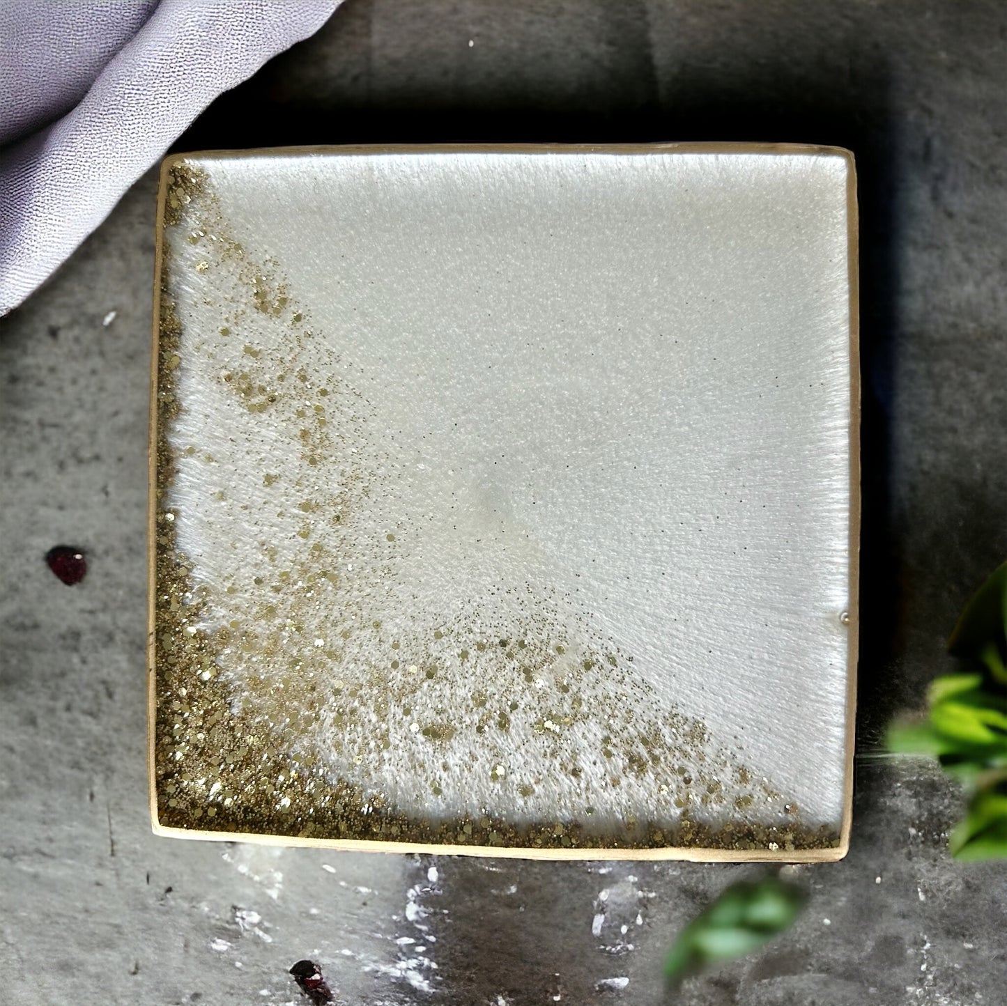 Square Coaster | Gold glitter & Cream Resin | Corner design